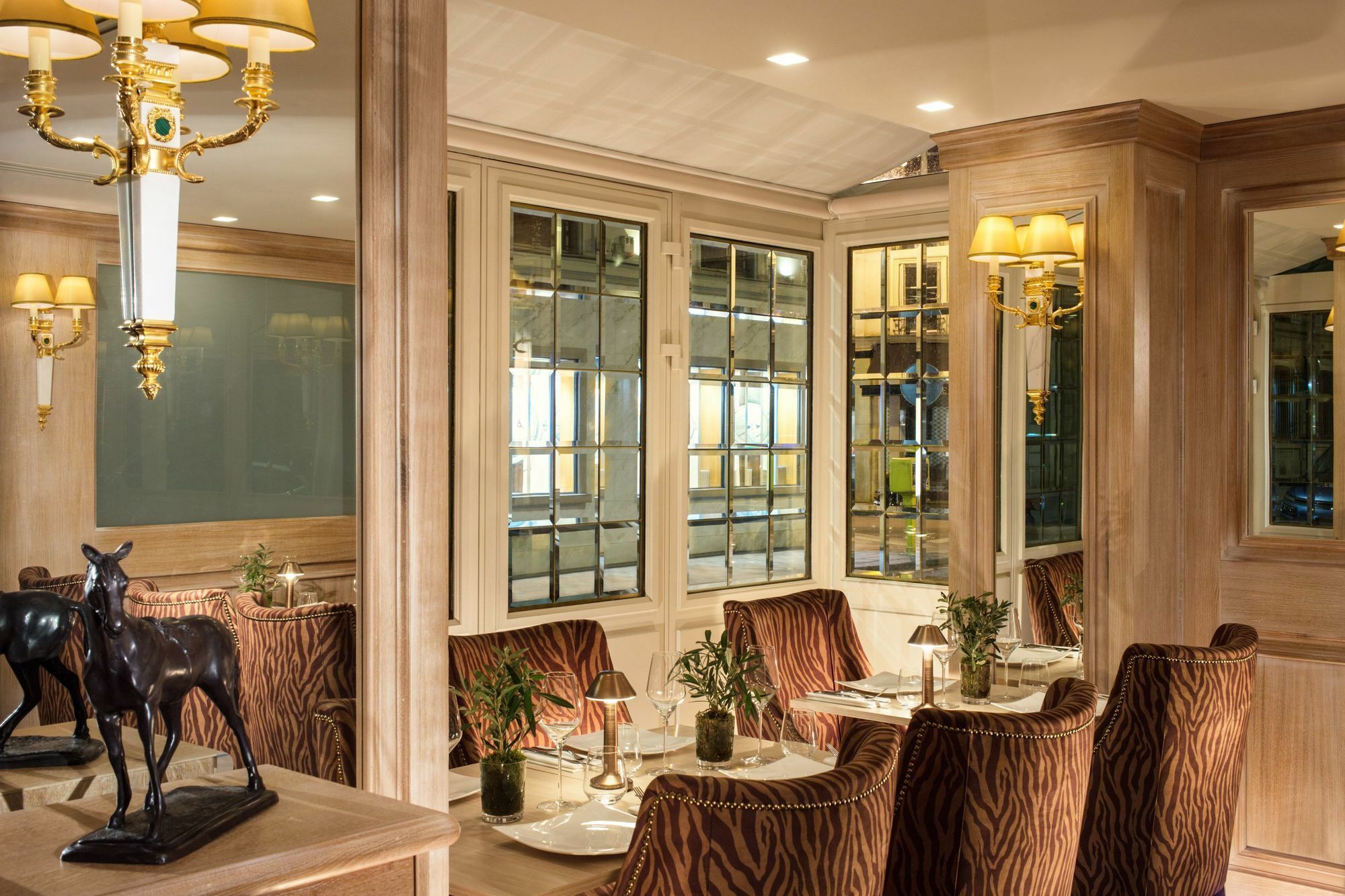 Hotel Splendide Royal Paris - Relais & Chateaux Экстерьер фото